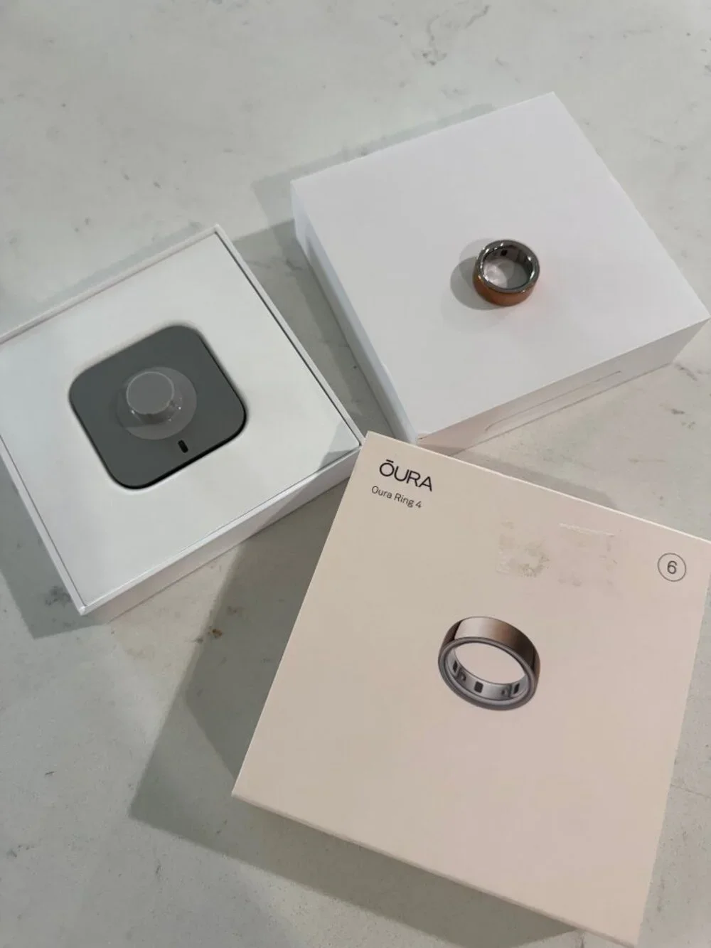 Oura Ring 4 - Size 6 - Rose Gold
